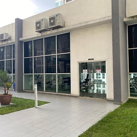 שאה אלאם Homestay At Menara U מראה חיצוני תמונה